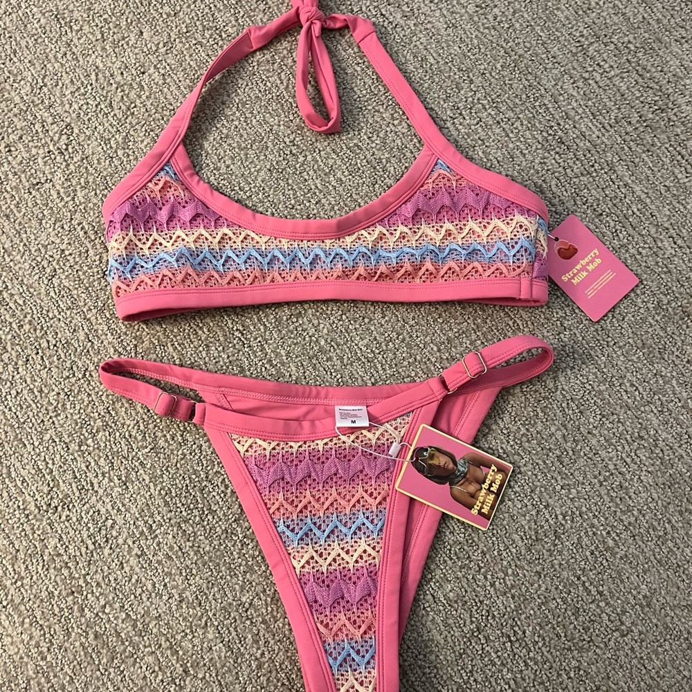 Strawberry milk mob Piper set with free calendar